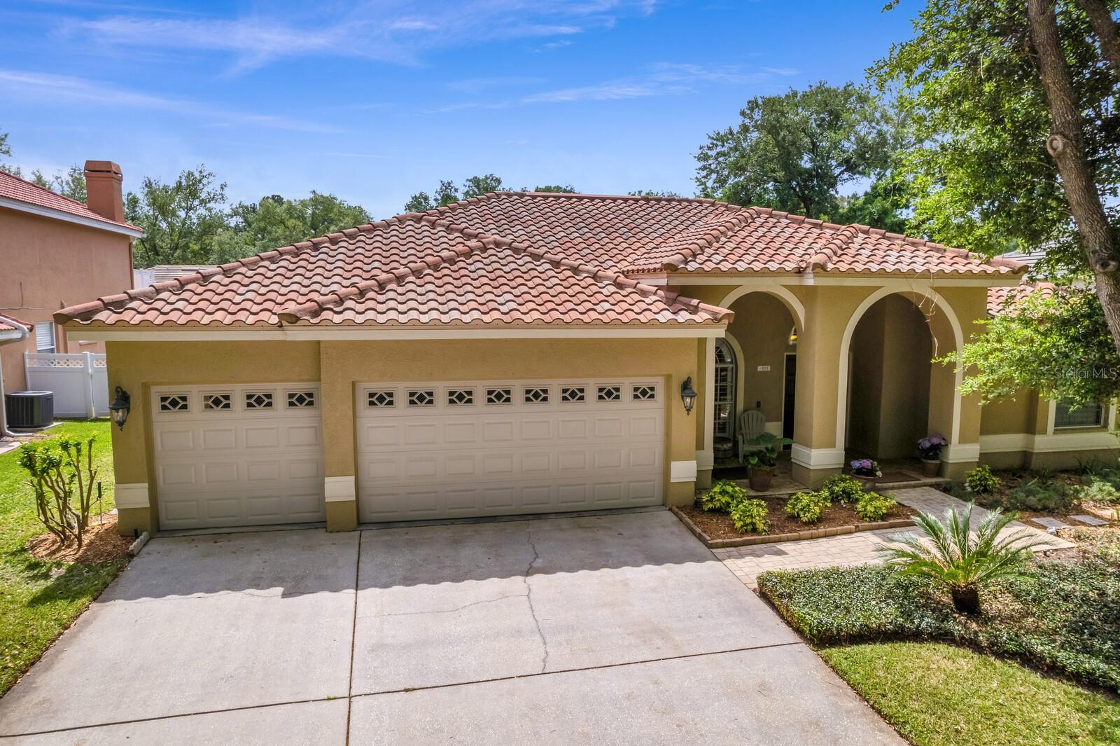 Listing photo id 71 for 9337 Wellington Park Circle