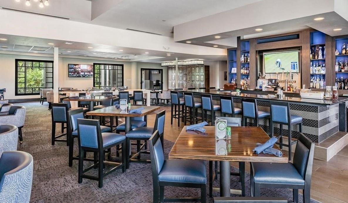 Listing photo id 76 for 9337 Wellington Park Circle