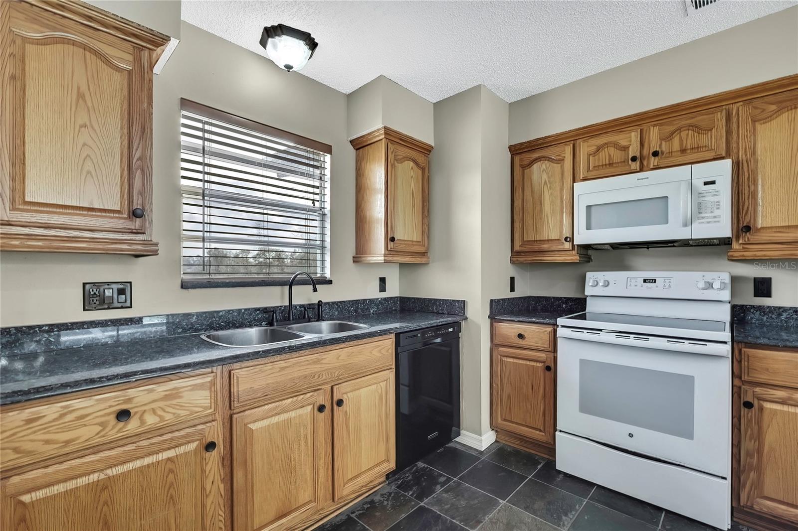 Image 11 of 40 For 3017 Lema Drive