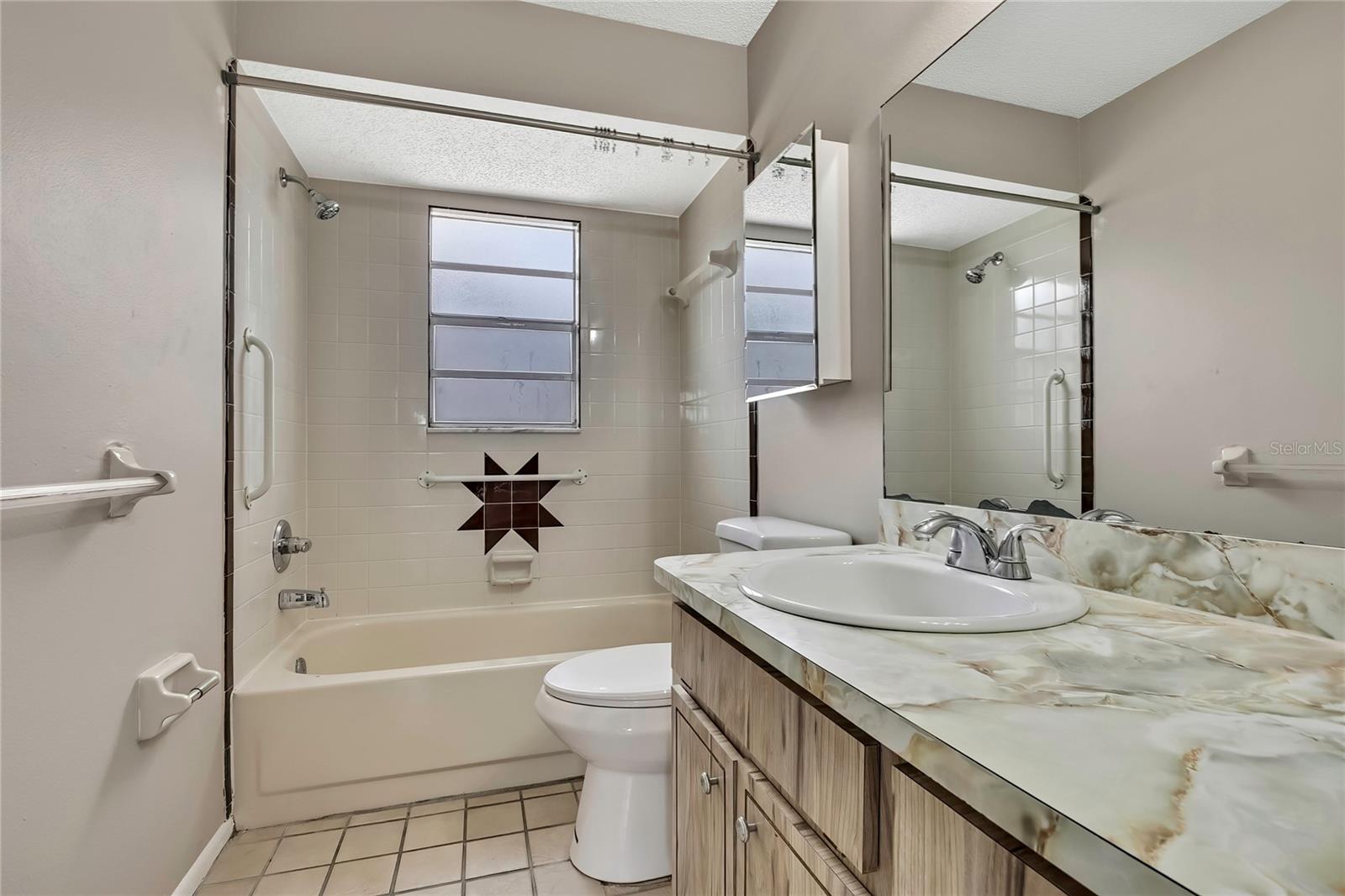 Image 28 of 40 For 3017 Lema Drive