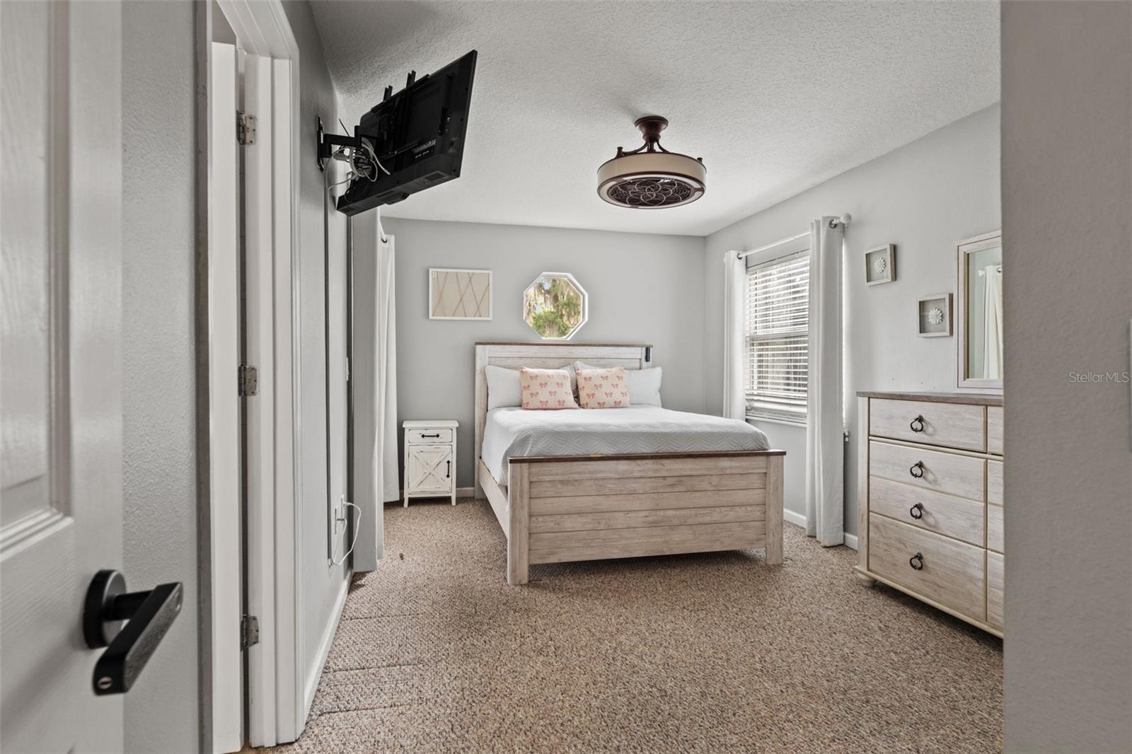 Image 28 of 65 For 18420 Hancock Bluff Road