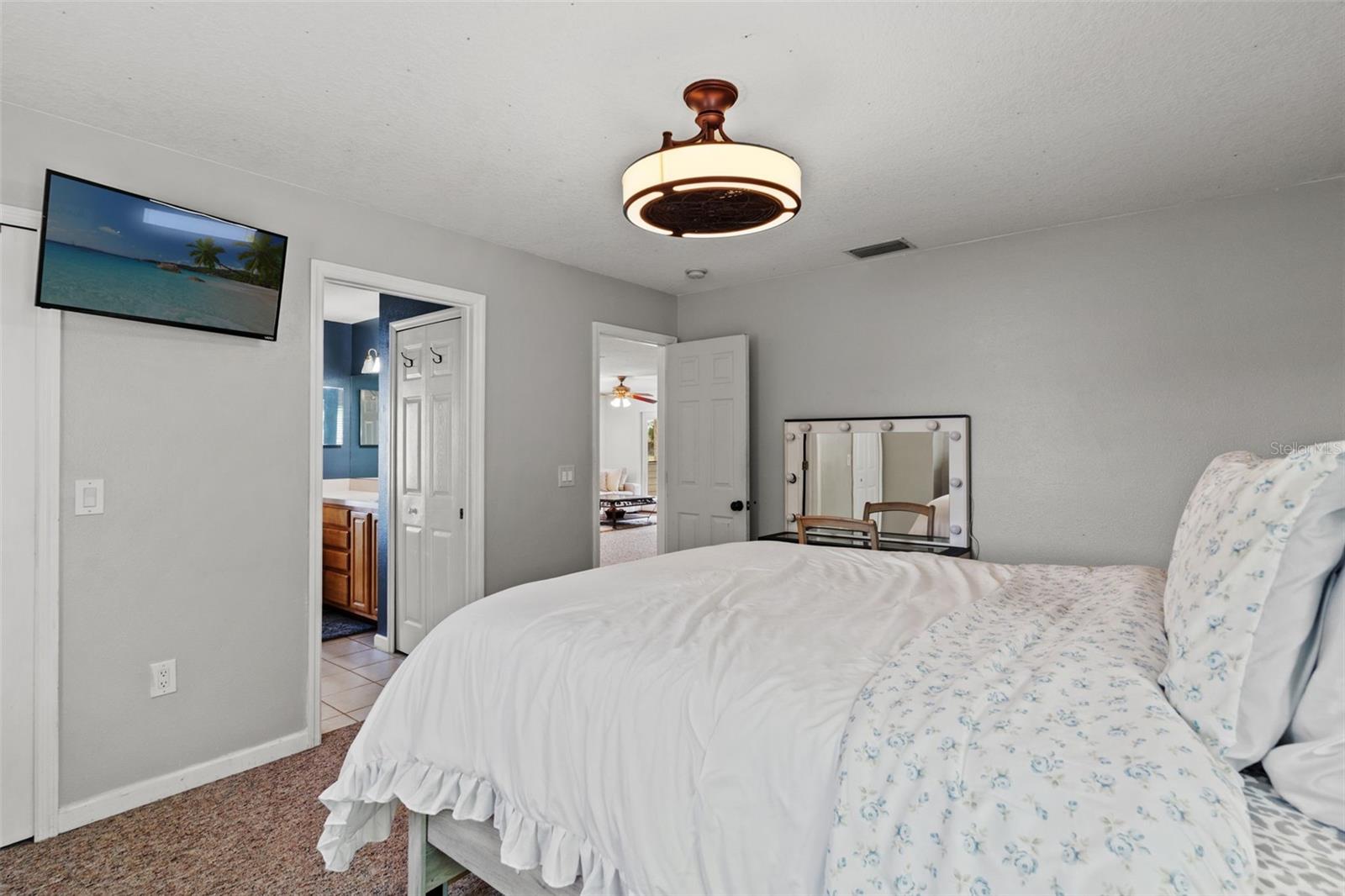 Image 36 of 65 For 18420 Hancock Bluff Road