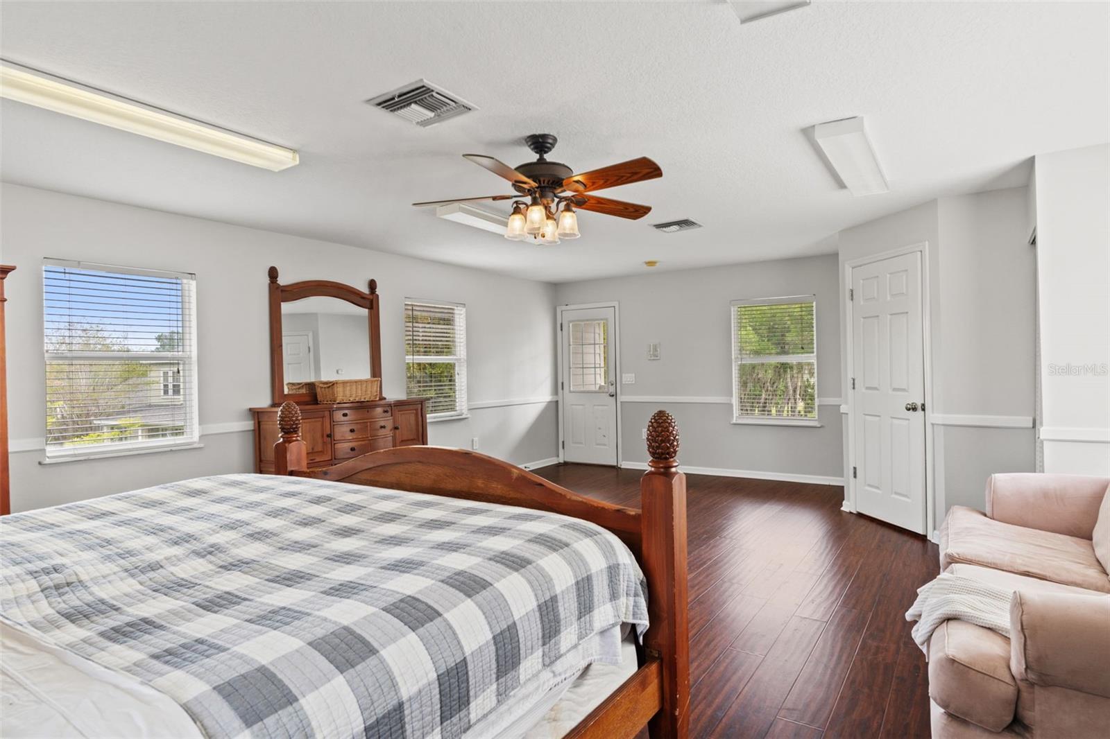 Image 48 of 65 For 18420 Hancock Bluff Road