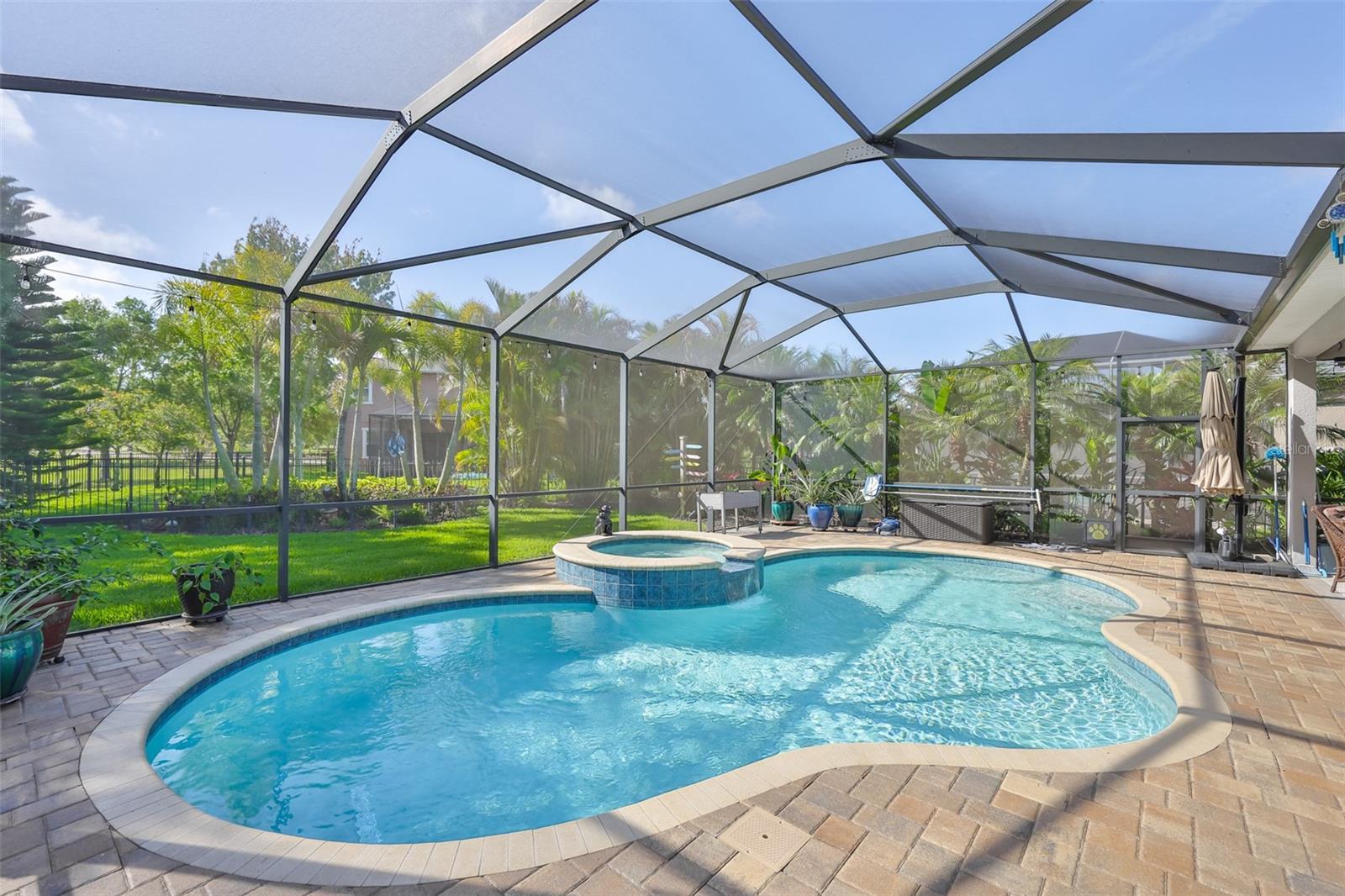 Image 24 of 94 For 6707 Park Strand Drive