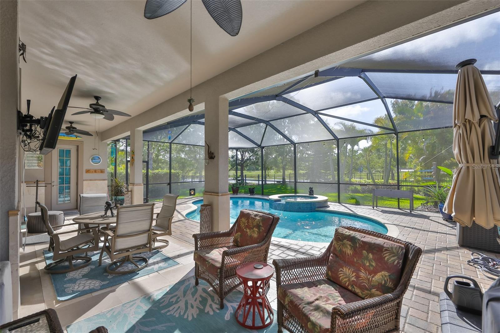 Image 26 of 94 For 6707 Park Strand Drive