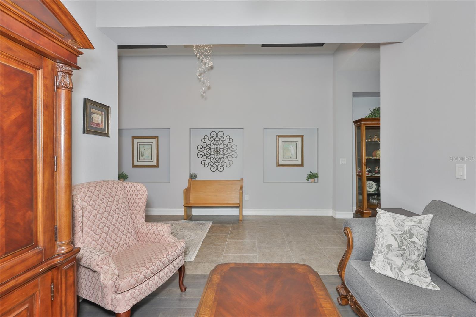 Image 32 of 94 For 6707 Park Strand Drive