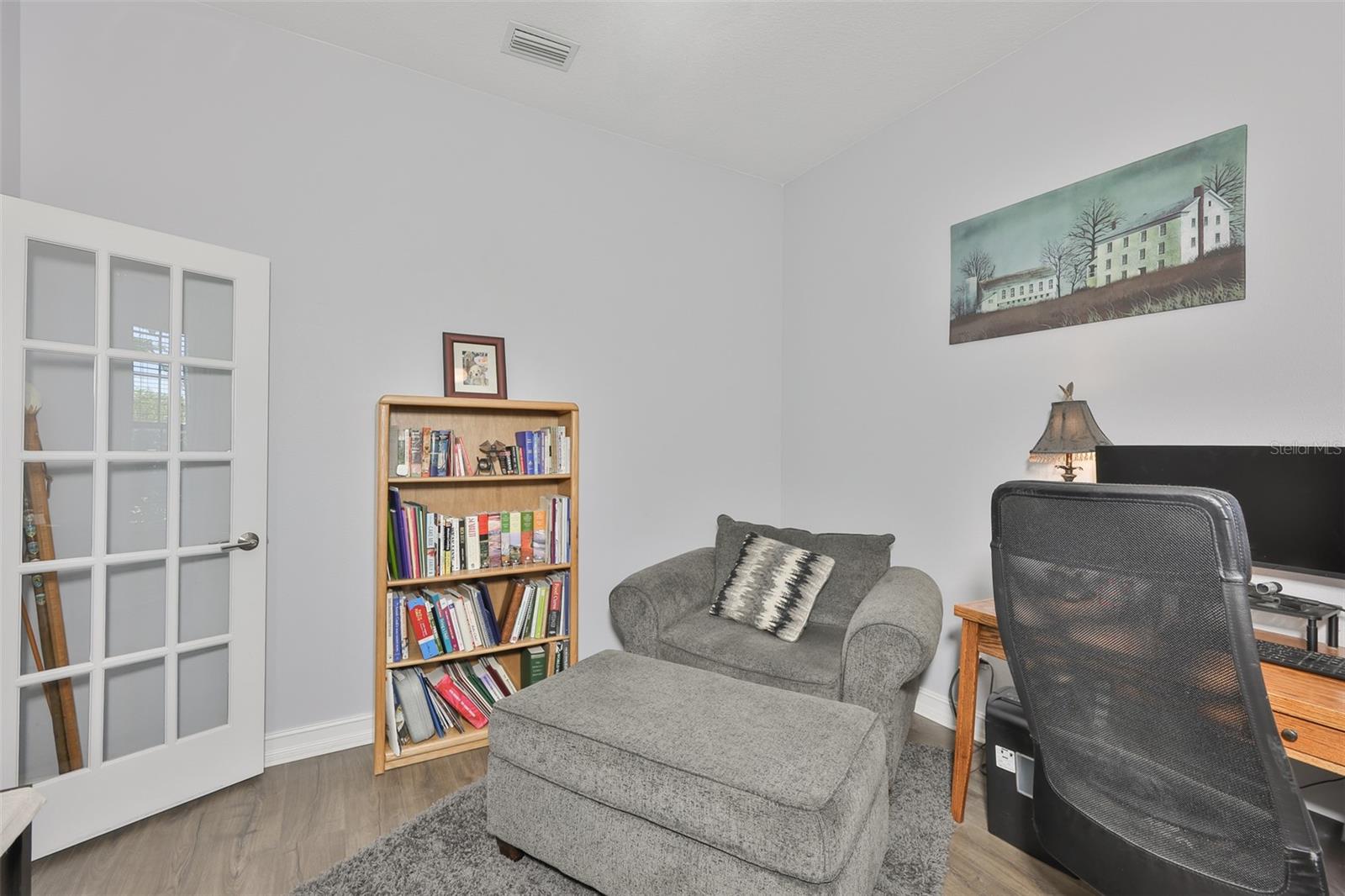 Image 34 of 94 For 6707 Park Strand Drive