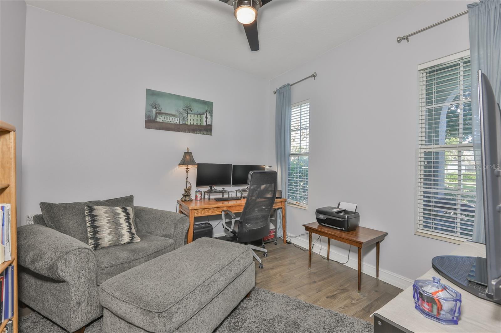 Image 35 of 94 For 6707 Park Strand Drive