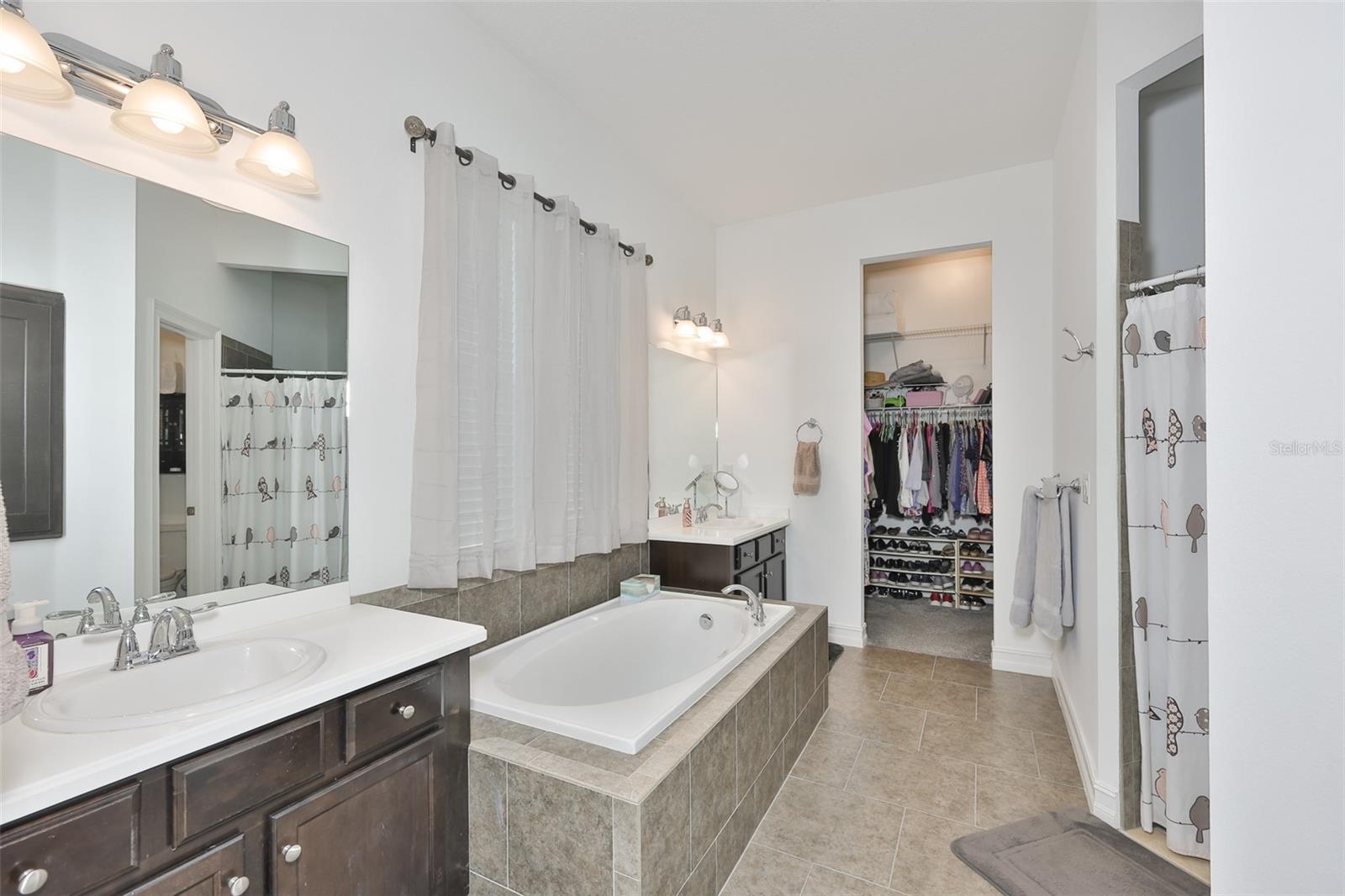 Image 39 of 94 For 6707 Park Strand Drive