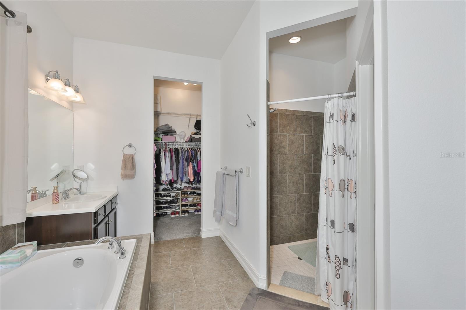 Image 40 of 94 For 6707 Park Strand Drive