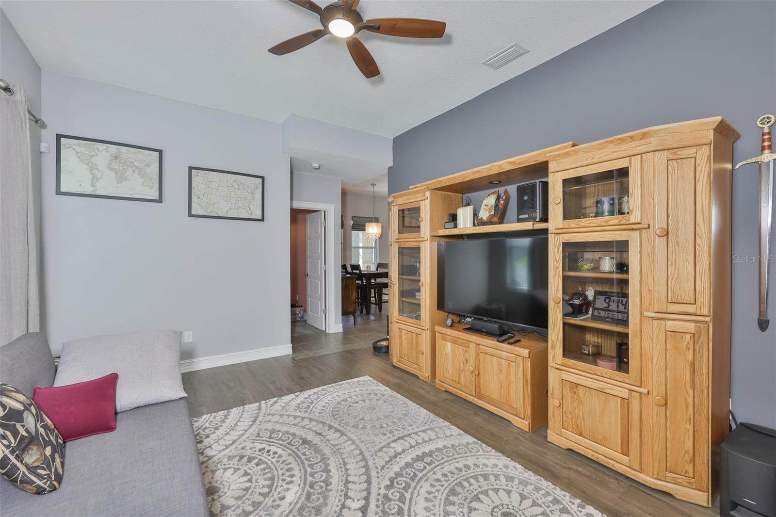 Image 44 of 94 For 6707 Park Strand Drive