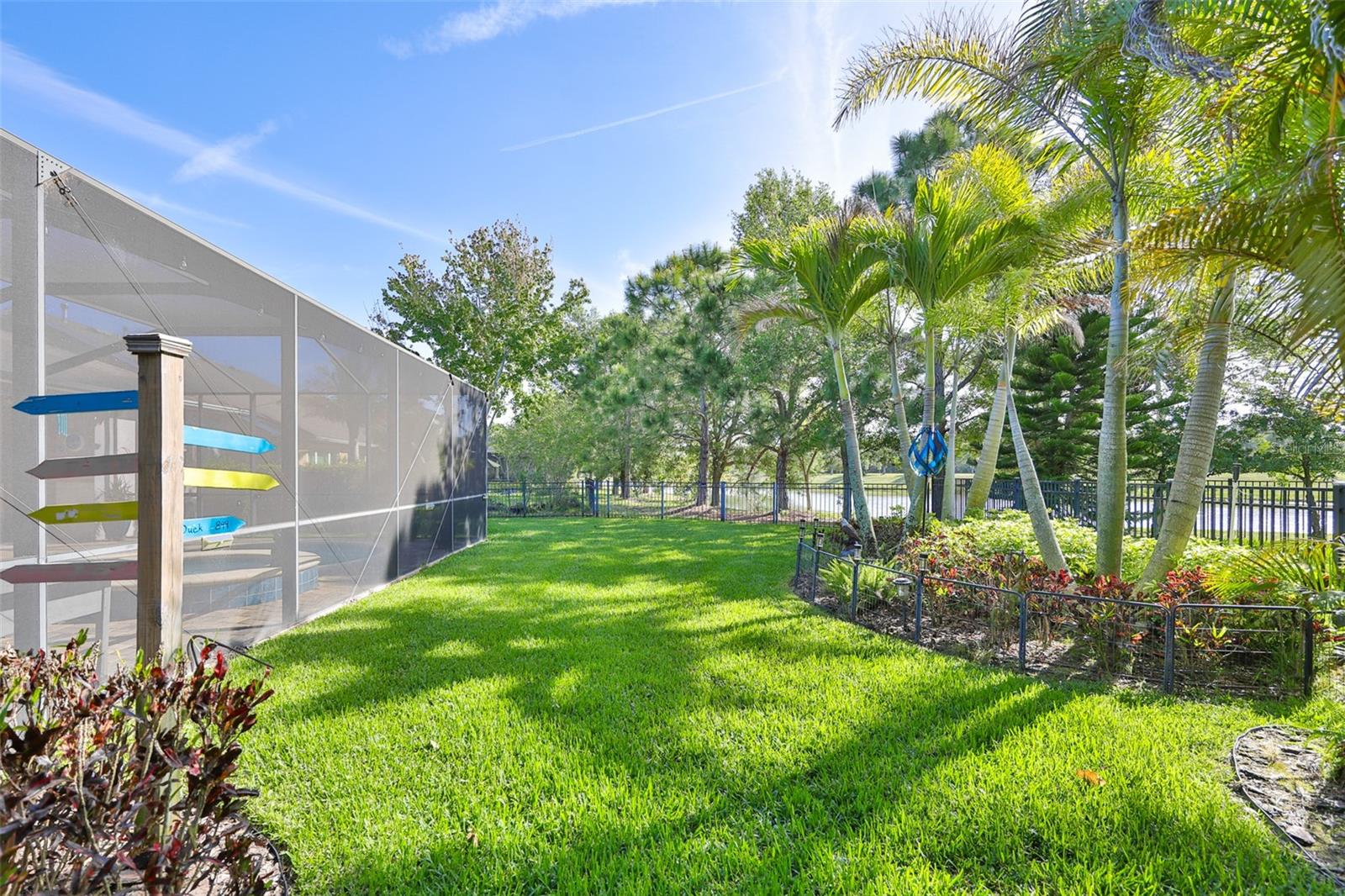 Image 5 of 94 For 6707 Park Strand Drive