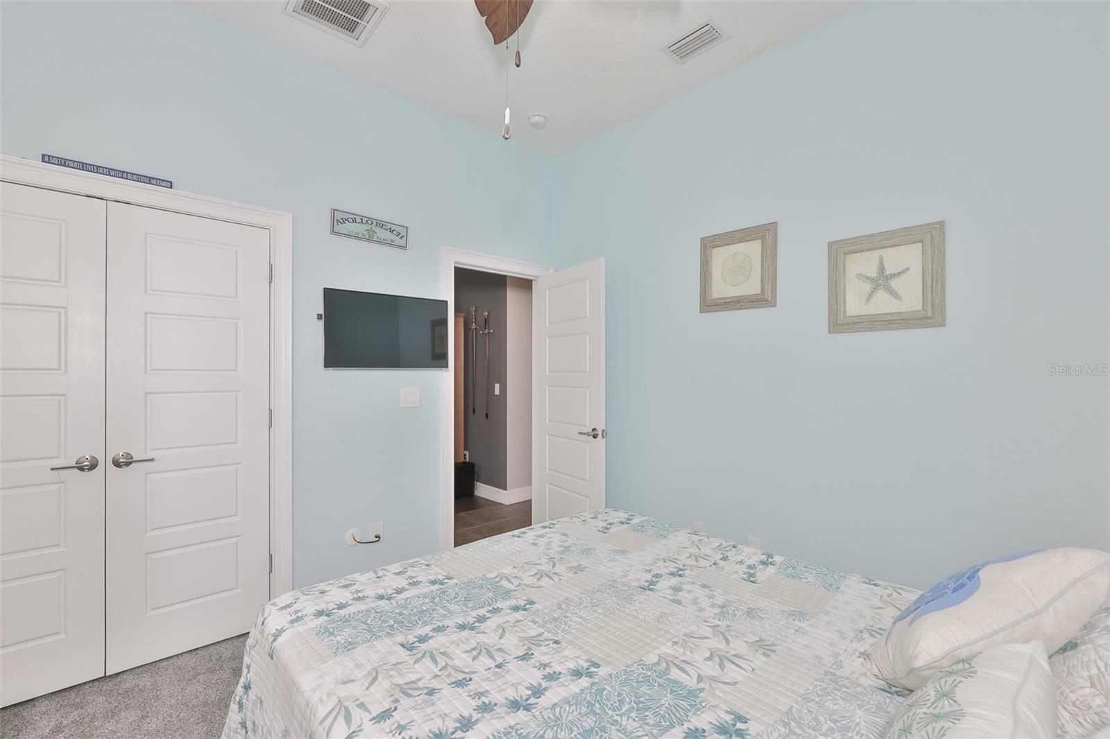 Image 51 of 94 For 6707 Park Strand Drive