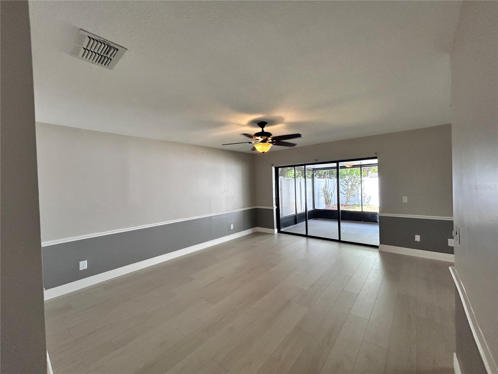 Image 10 of 35 For 5205 Corvette Drive