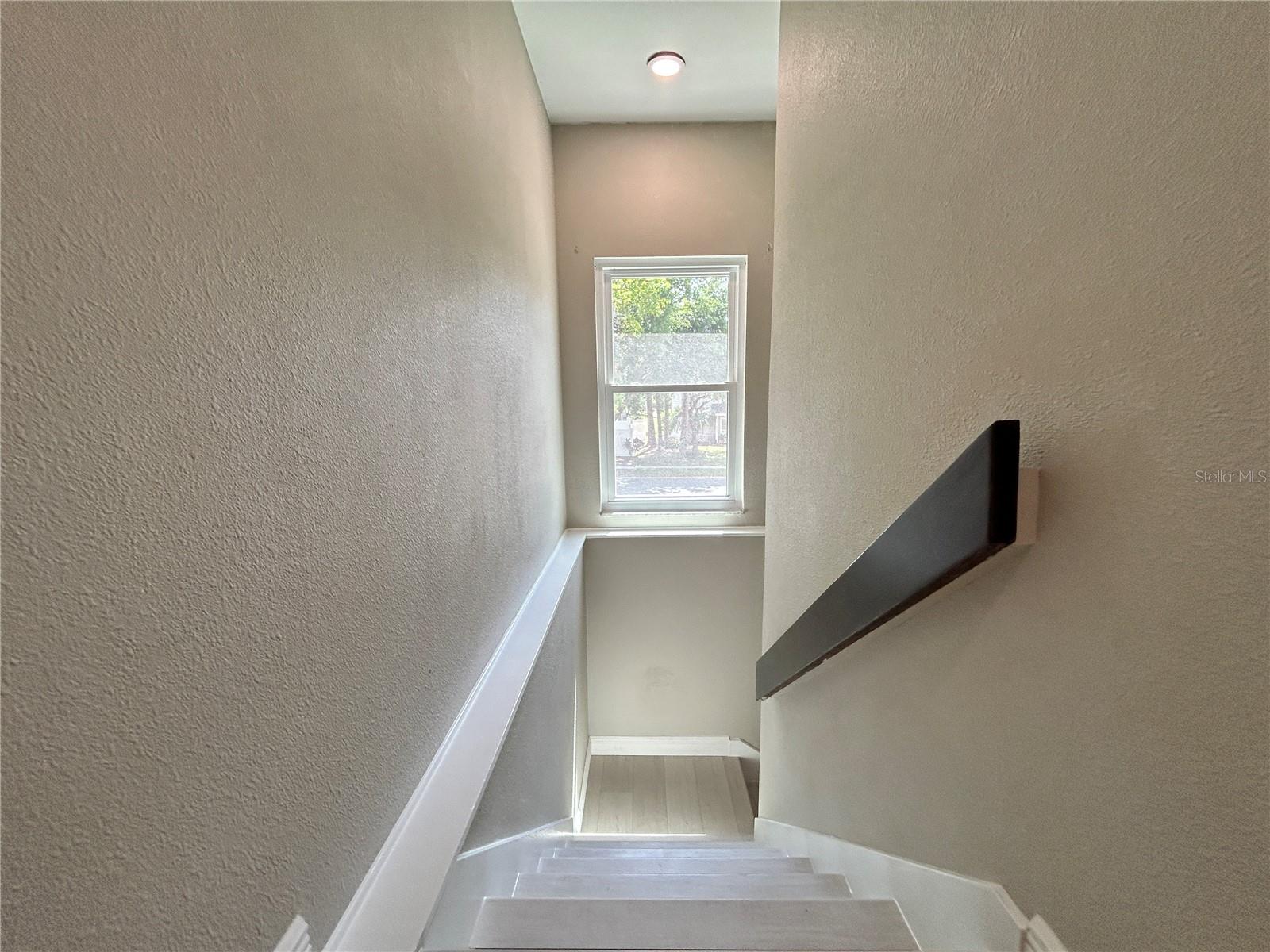 Image 16 of 35 For 5205 Corvette Drive