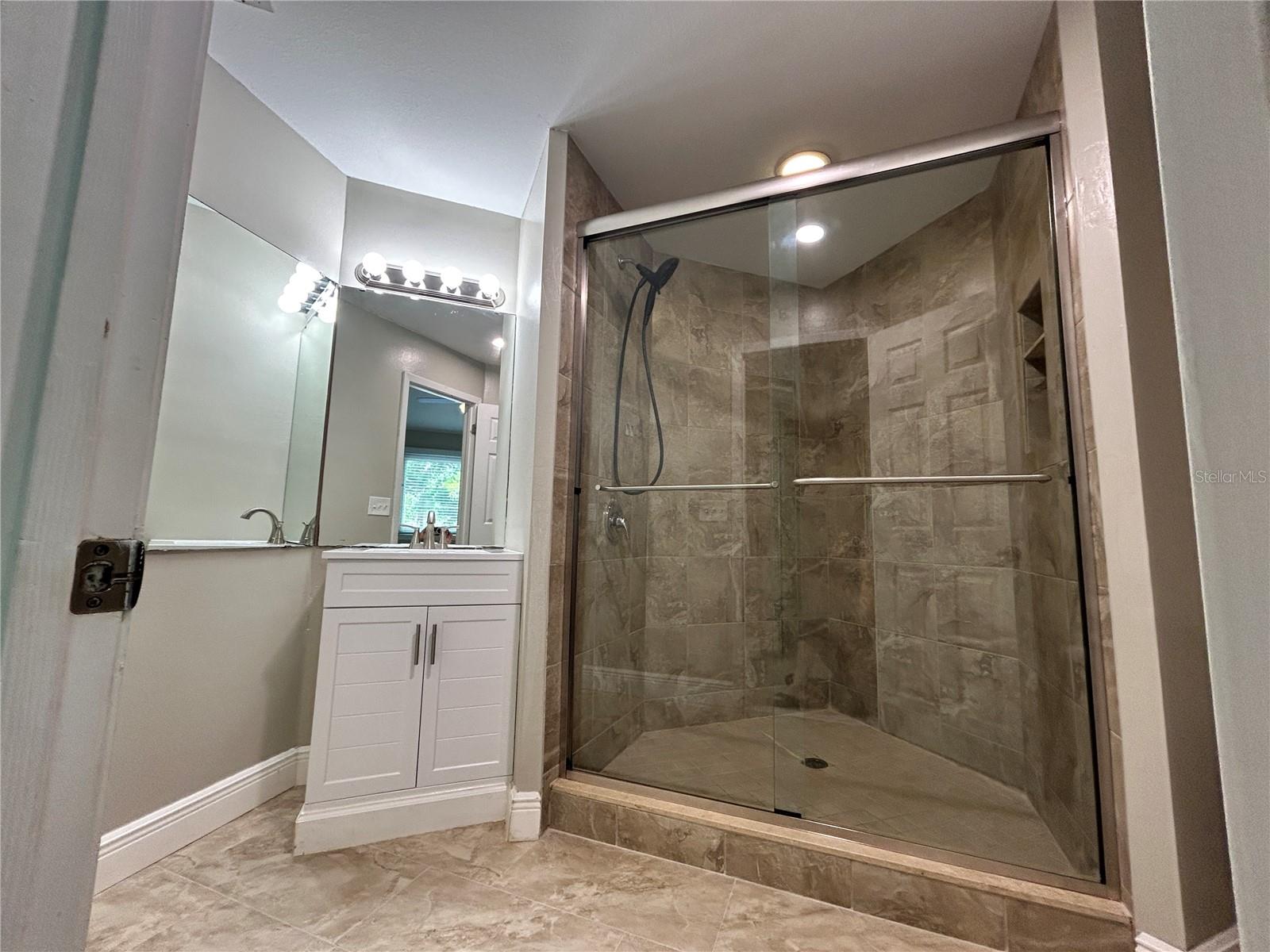 Image 23 of 35 For 5205 Corvette Drive