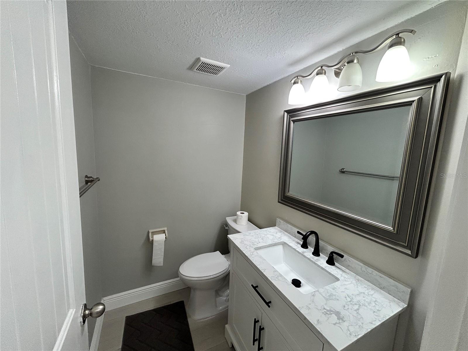 Image 9 of 35 For 5205 Corvette Drive