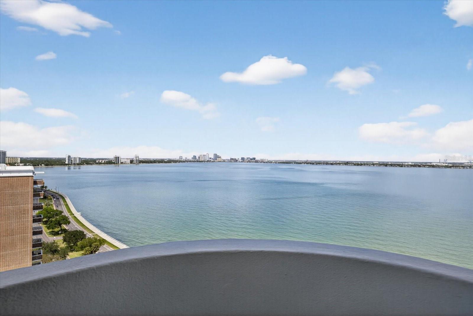 Image 20 of 49 For 4141 Bayshore Boulevard 2001