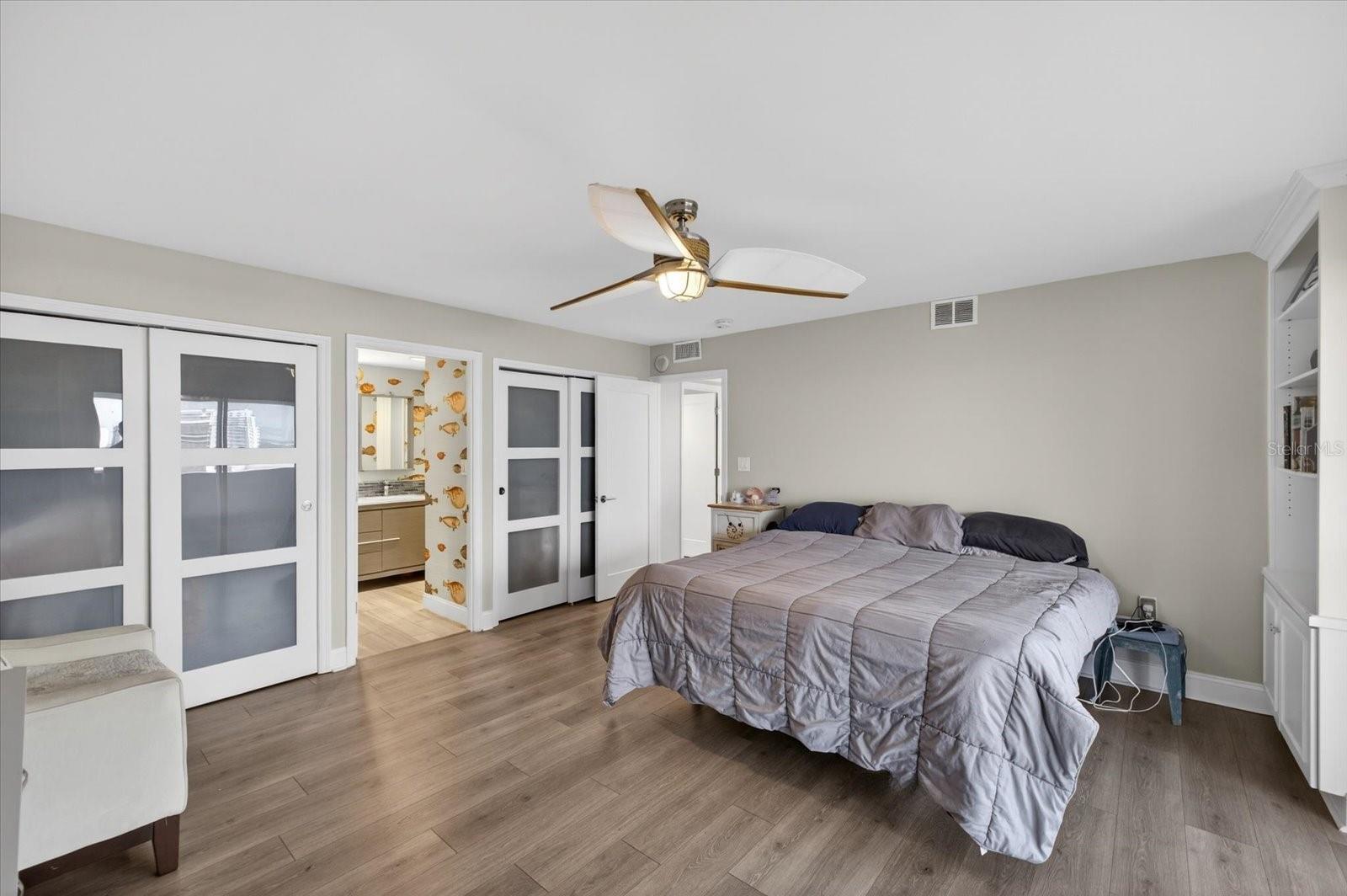 Image 21 of 49 For 4141 Bayshore Boulevard 2001