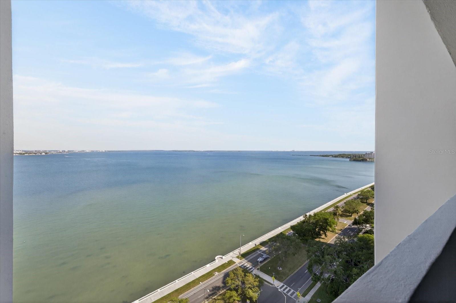 Image 28 of 49 For 4141 Bayshore Boulevard 2001