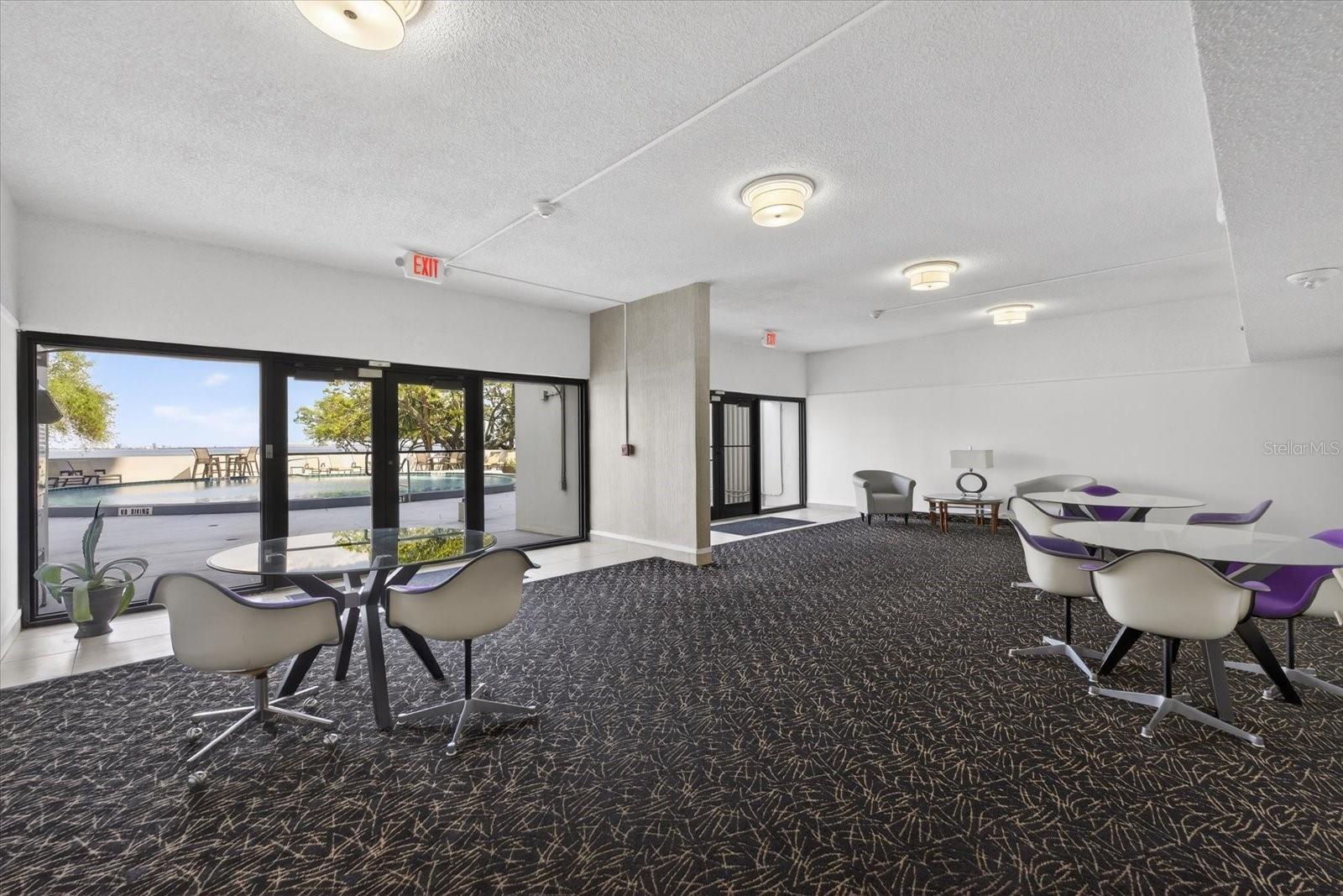 Image 34 of 49 For 4141 Bayshore Boulevard 2001