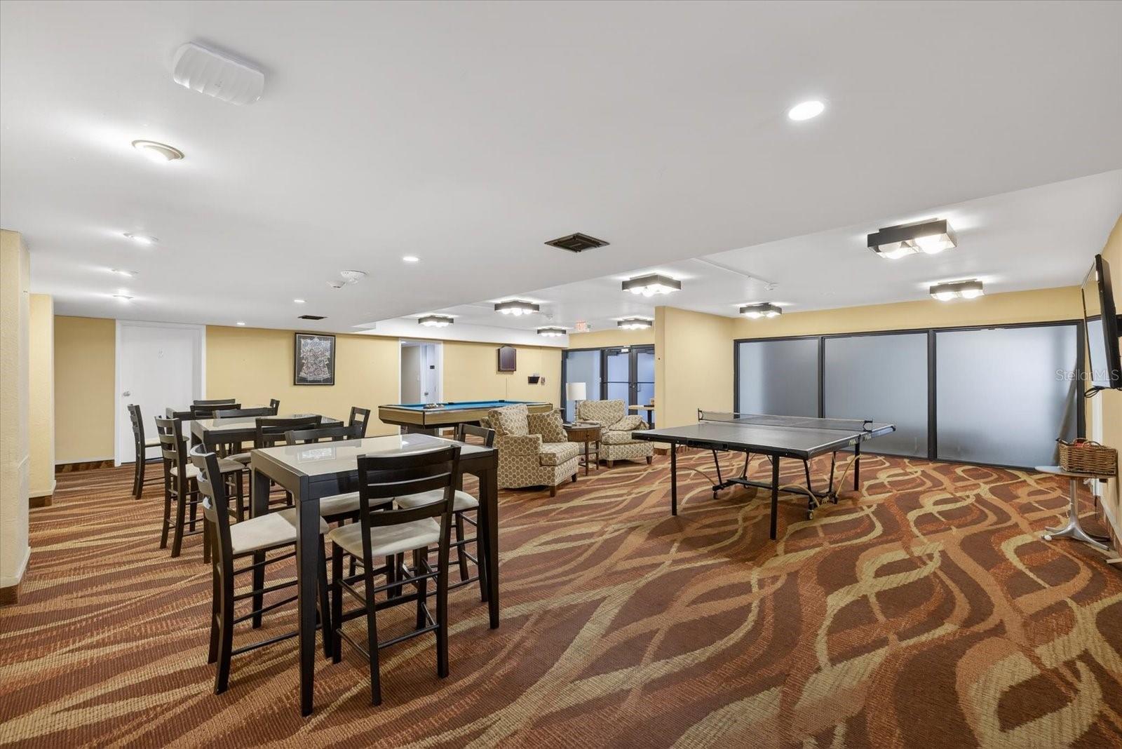 Image 41 of 49 For 4141 Bayshore Boulevard 2001