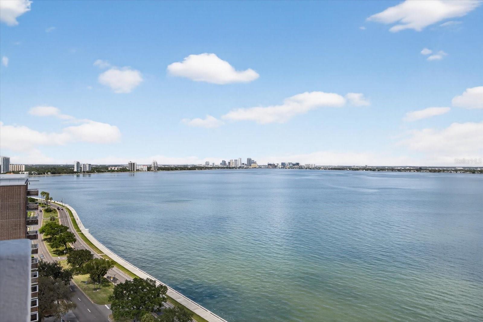 Image 44 of 49 For 4141 Bayshore Boulevard 2001