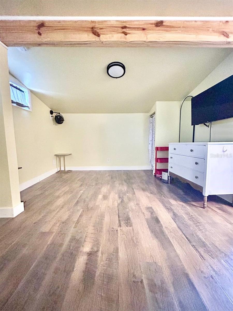 Image 6 of 9 For 1216 Chelsea Street B