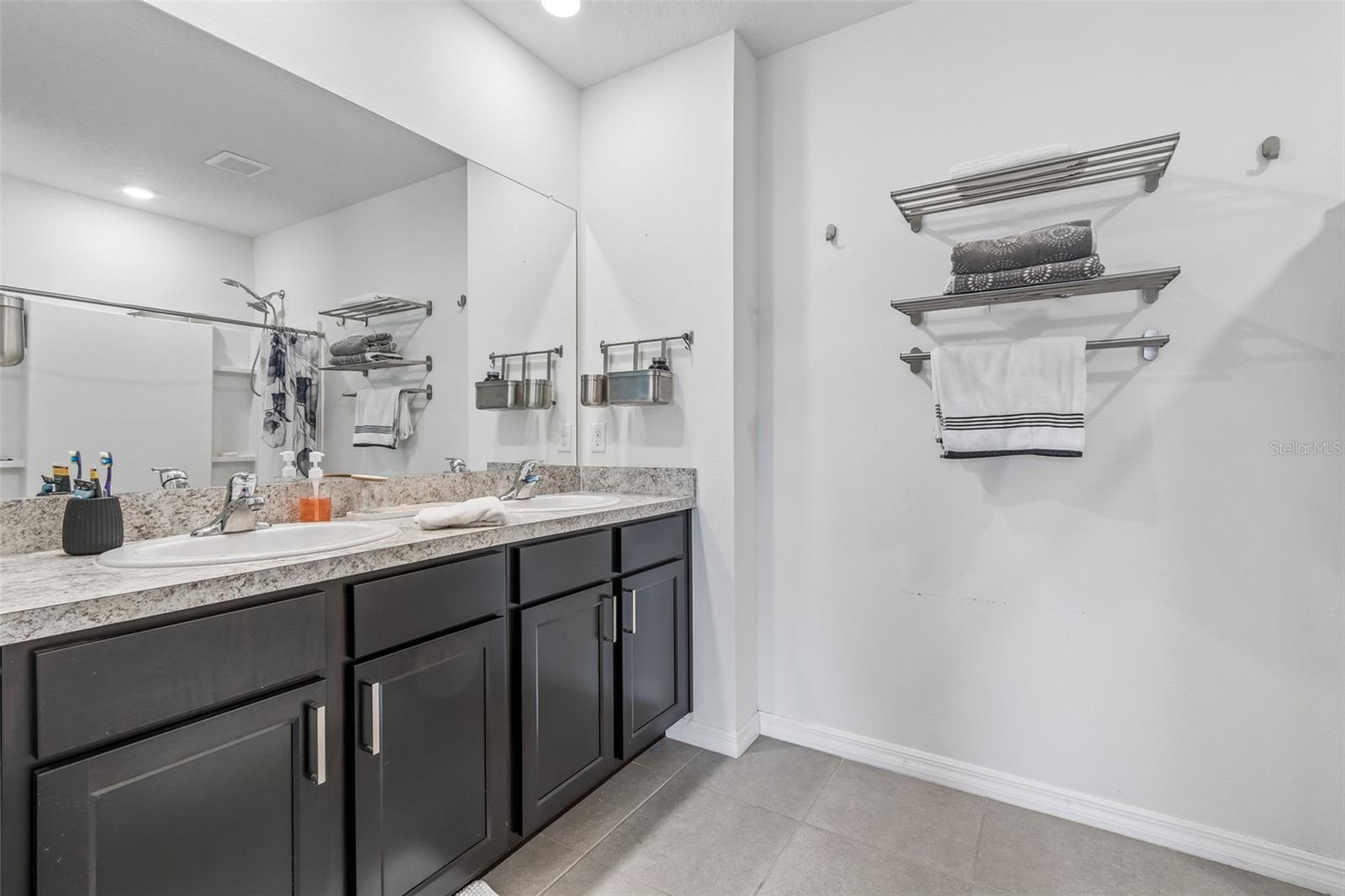 Image 37 of 43 For 9124 Water Chestnut Drive