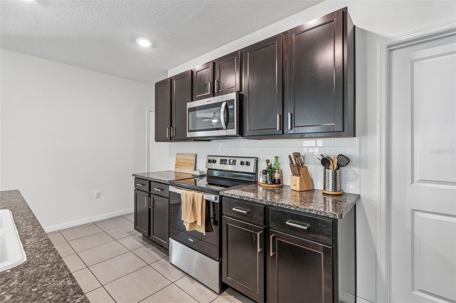 Image 9 of 43 For 9124 Water Chestnut Drive