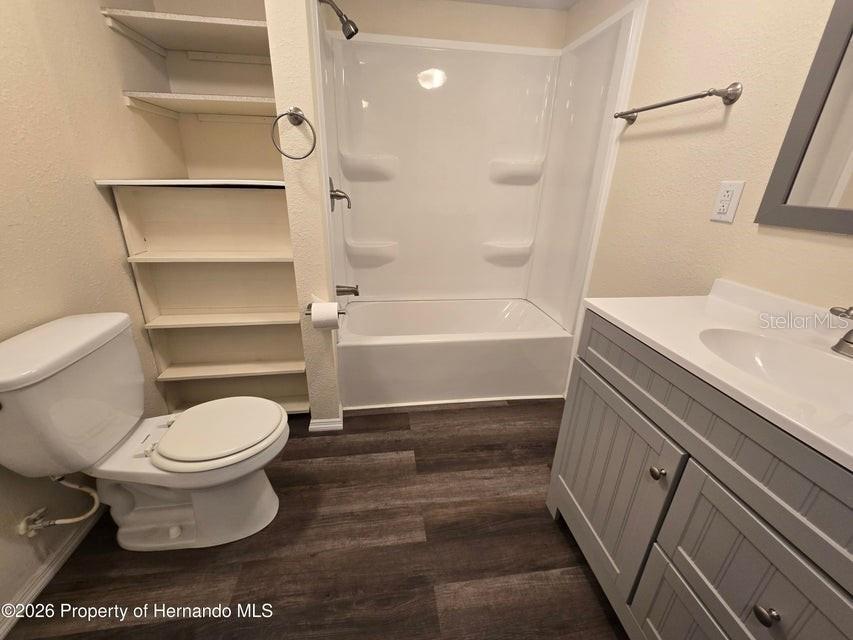 Image 12 of 20 For 7338 First Loop Avenue