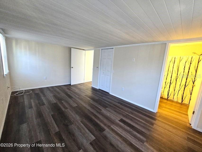 Image 17 of 20 For 7338 First Loop Avenue