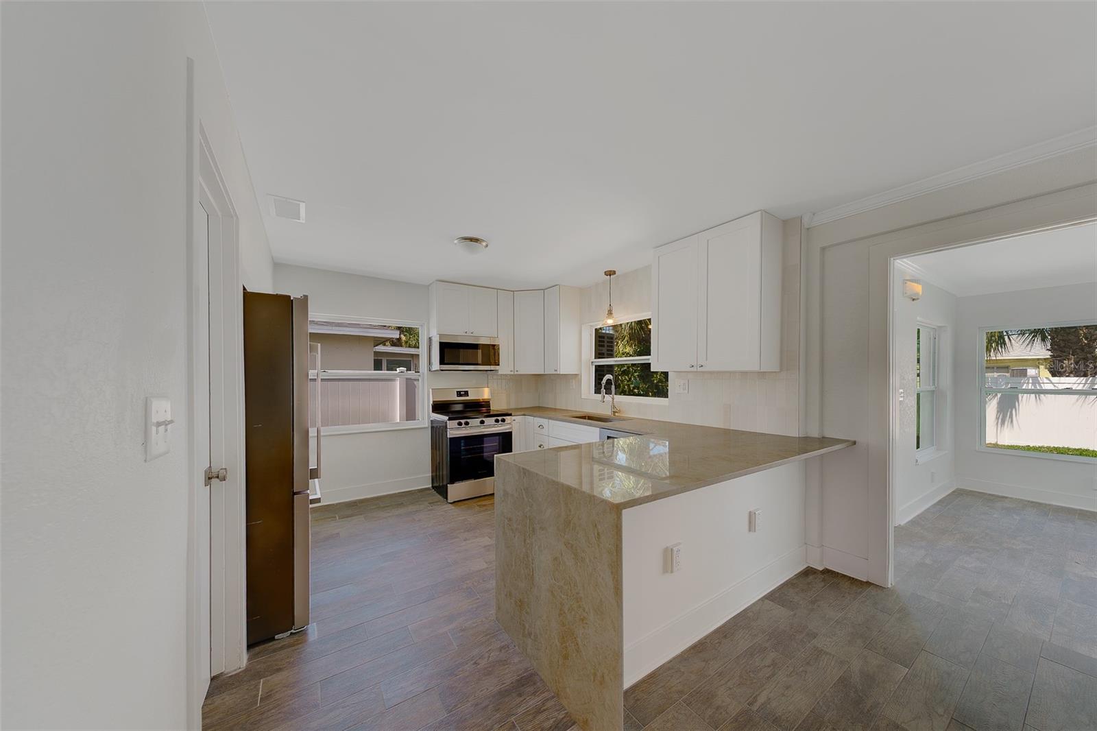 Image 11 of 56 For 315 82nd Avenue