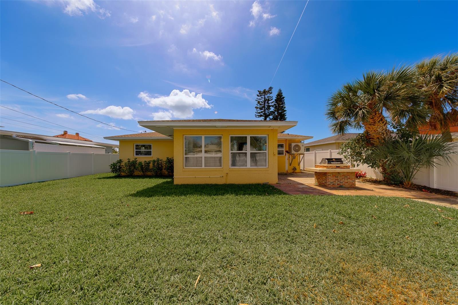 Image 32 of 56 For 315 82nd Avenue