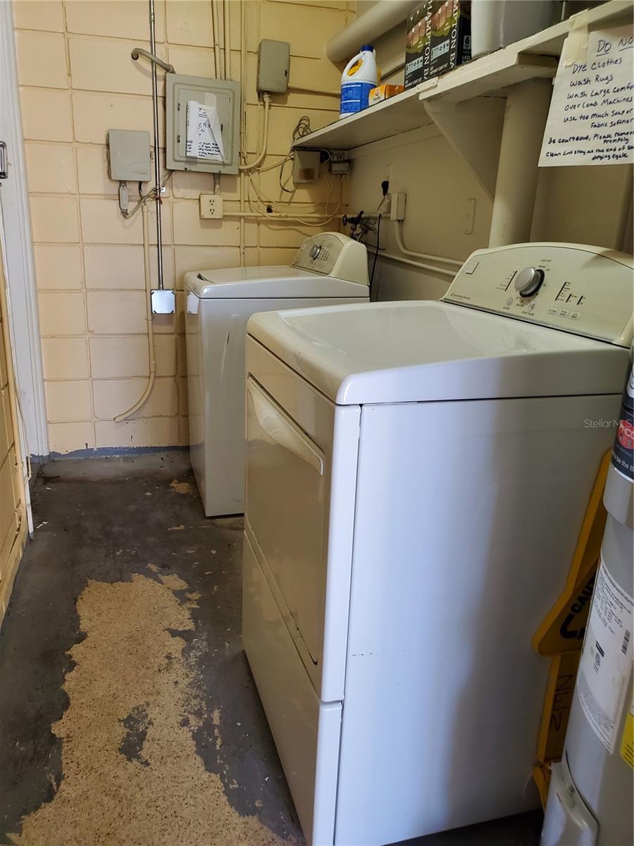 Image 12 of 13 For 3075 Los Altos Drive E