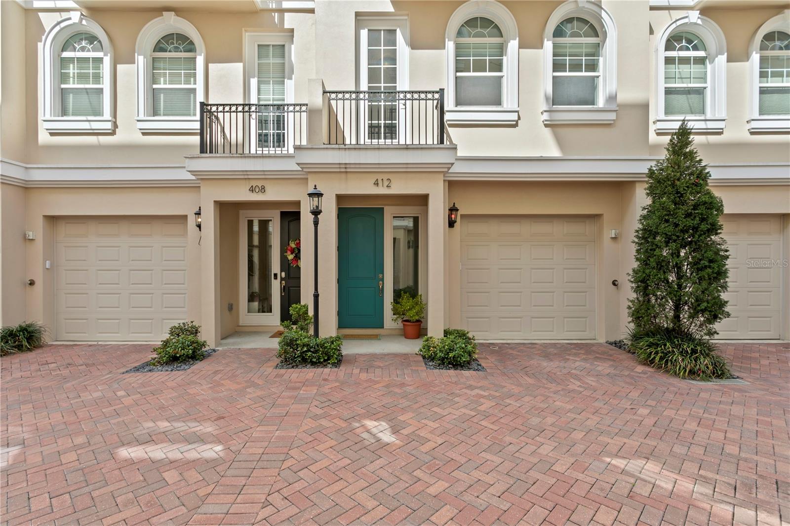 Image 47 of 56 For 412 Regent Lane N