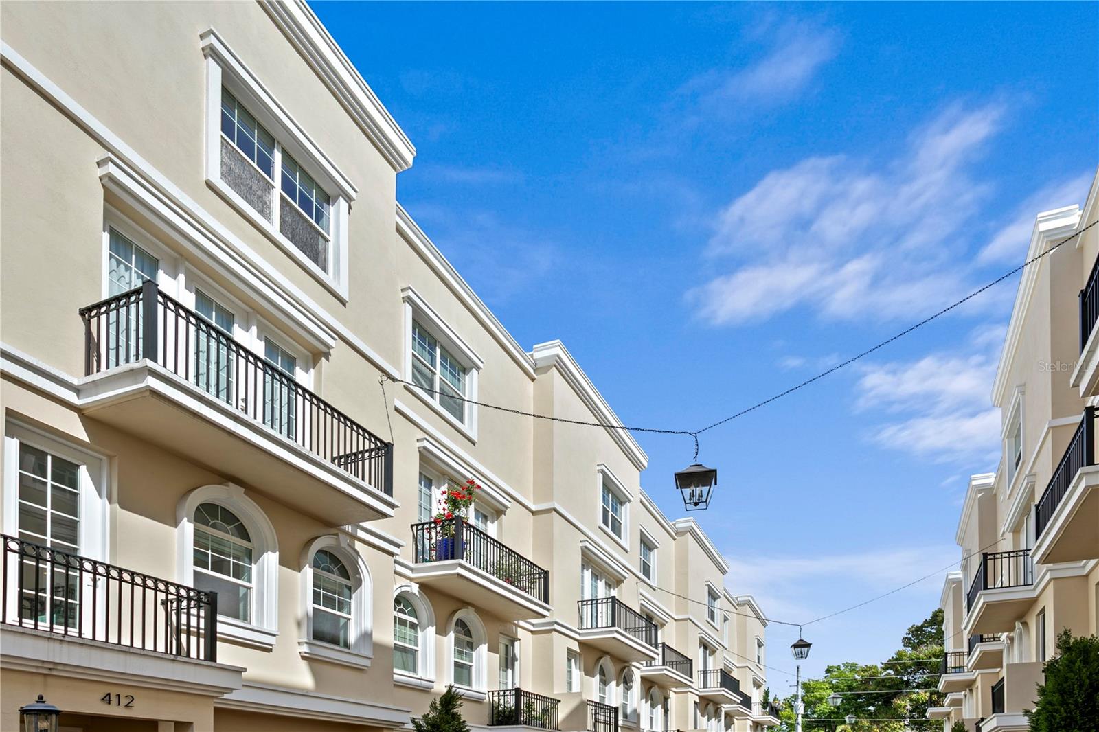 Image 51 of 56 For 412 Regent Lane N