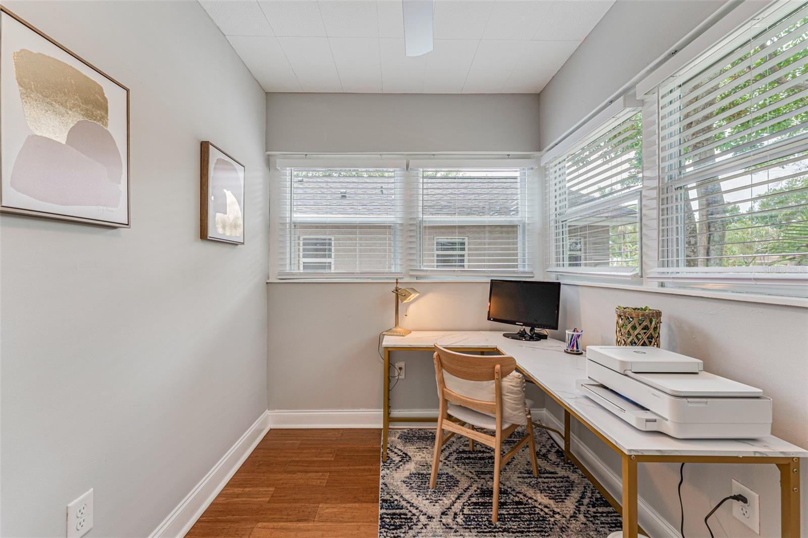 Image 16 of 27 For 2180 7th Avenue N