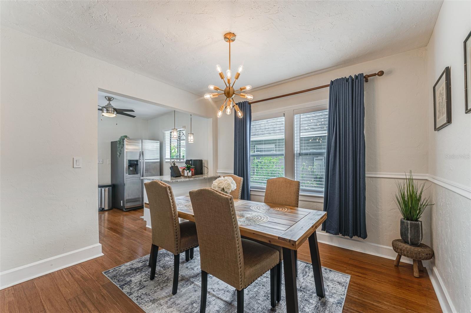 Image 4 of 27 For 2180 7th Avenue N