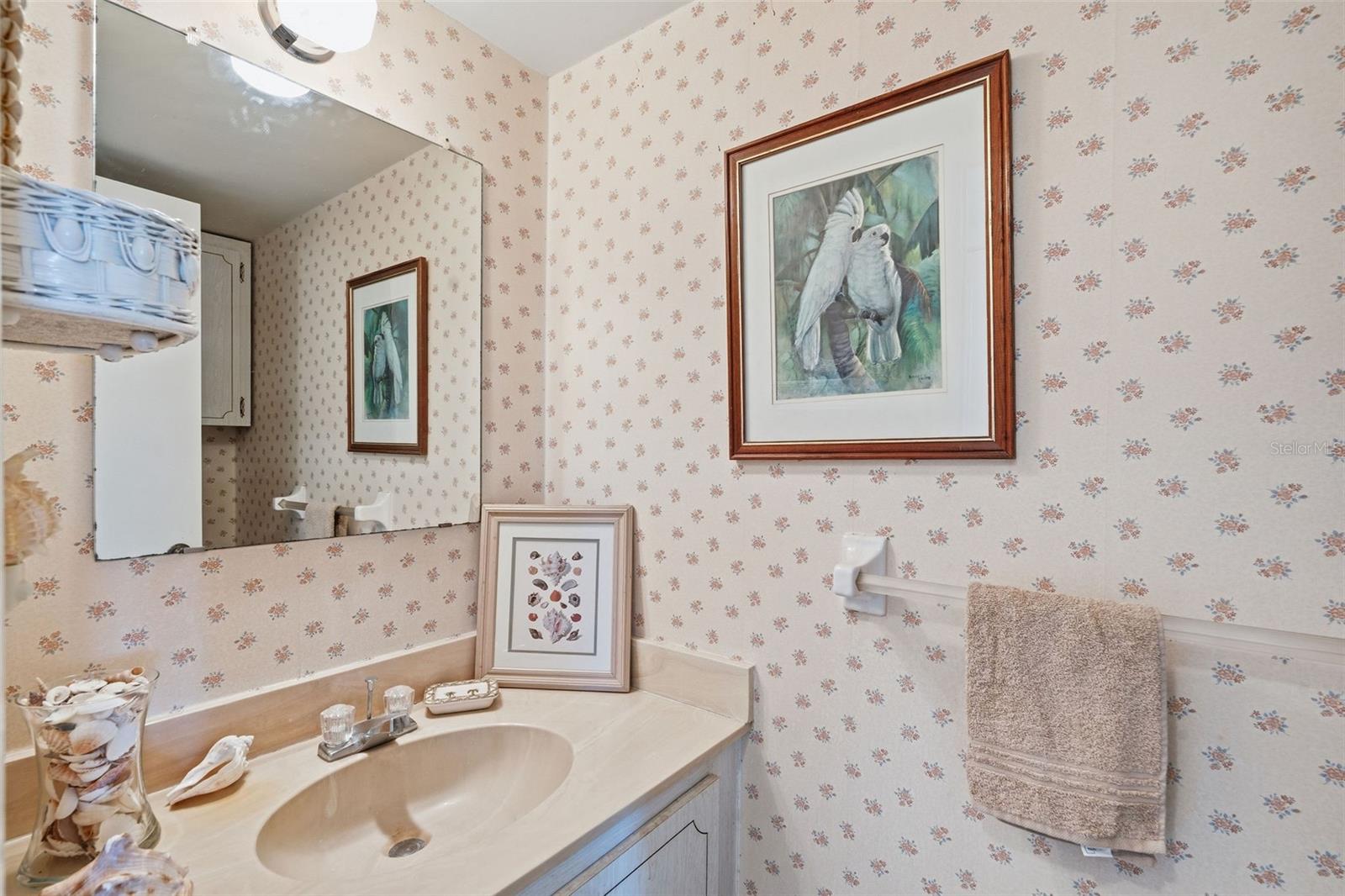 Image 10 of 18 For 4890 Bay Street Ne 326