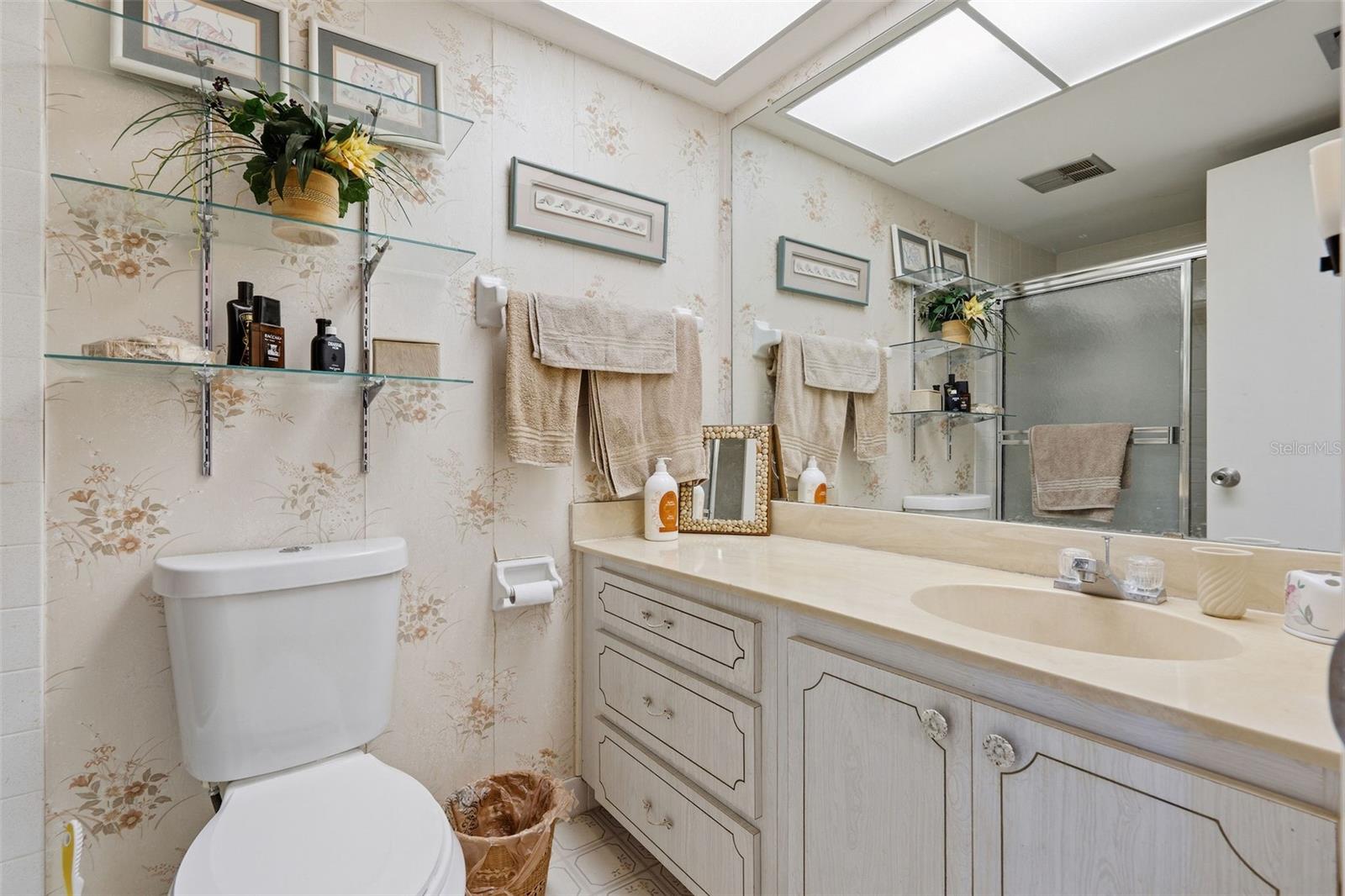 Image 13 of 18 For 4890 Bay Street Ne 326