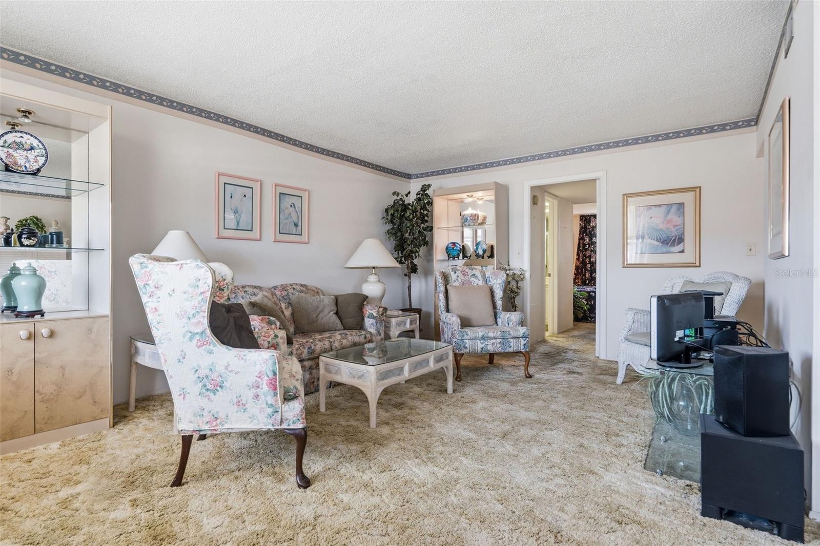 Image 2 of 18 For 4890 Bay Street Ne 326