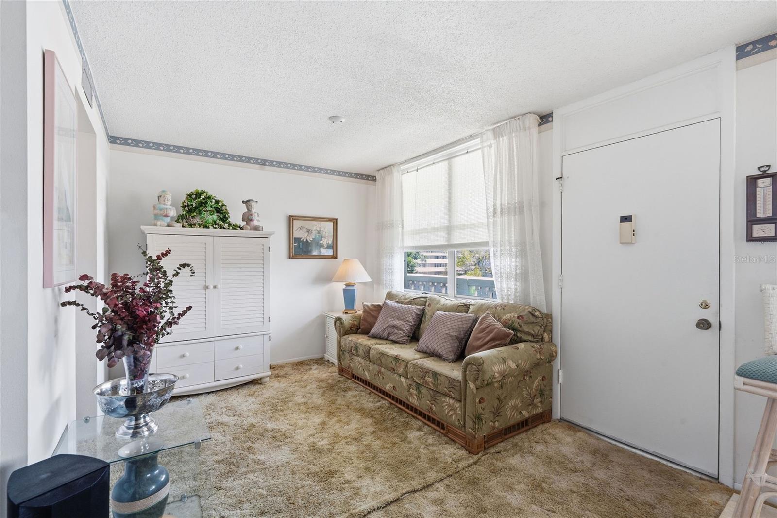 Image 4 of 18 For 4890 Bay Street Ne 326