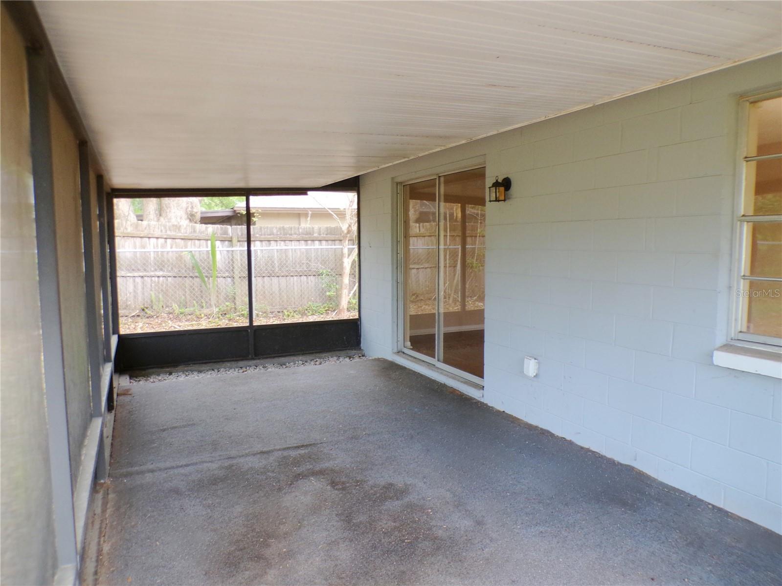 Listing photo id 16 for 1123 Foggy Ridge Parkway