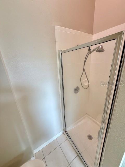 Image 21 of 28 For 2947 Pointeview Drive