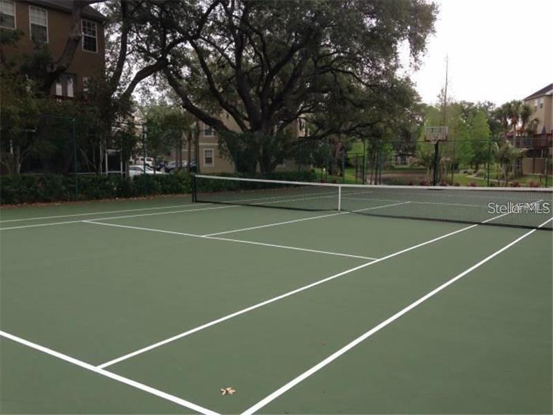 Image 27 of 28 For 2947 Pointeview Drive