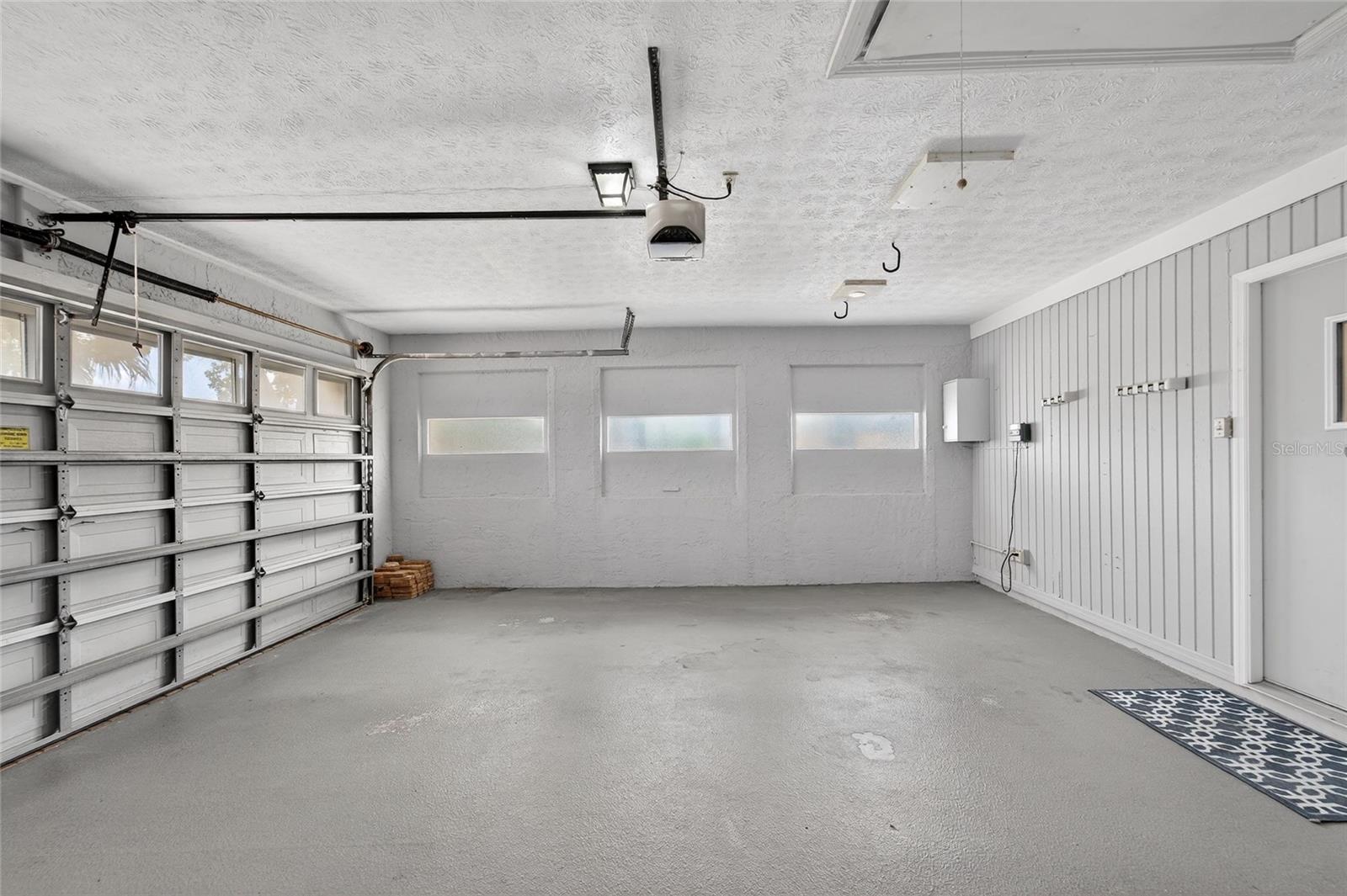 Image 43 of 76 For 1502 Cloister Drive