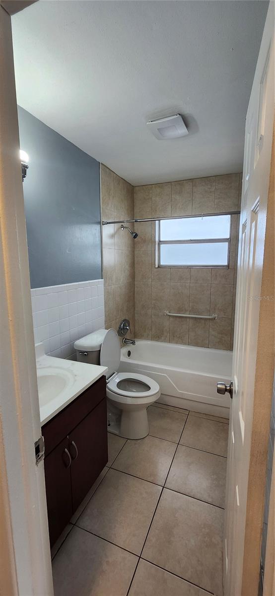 Image 6 of 10 For 10706 N 15th Streets A