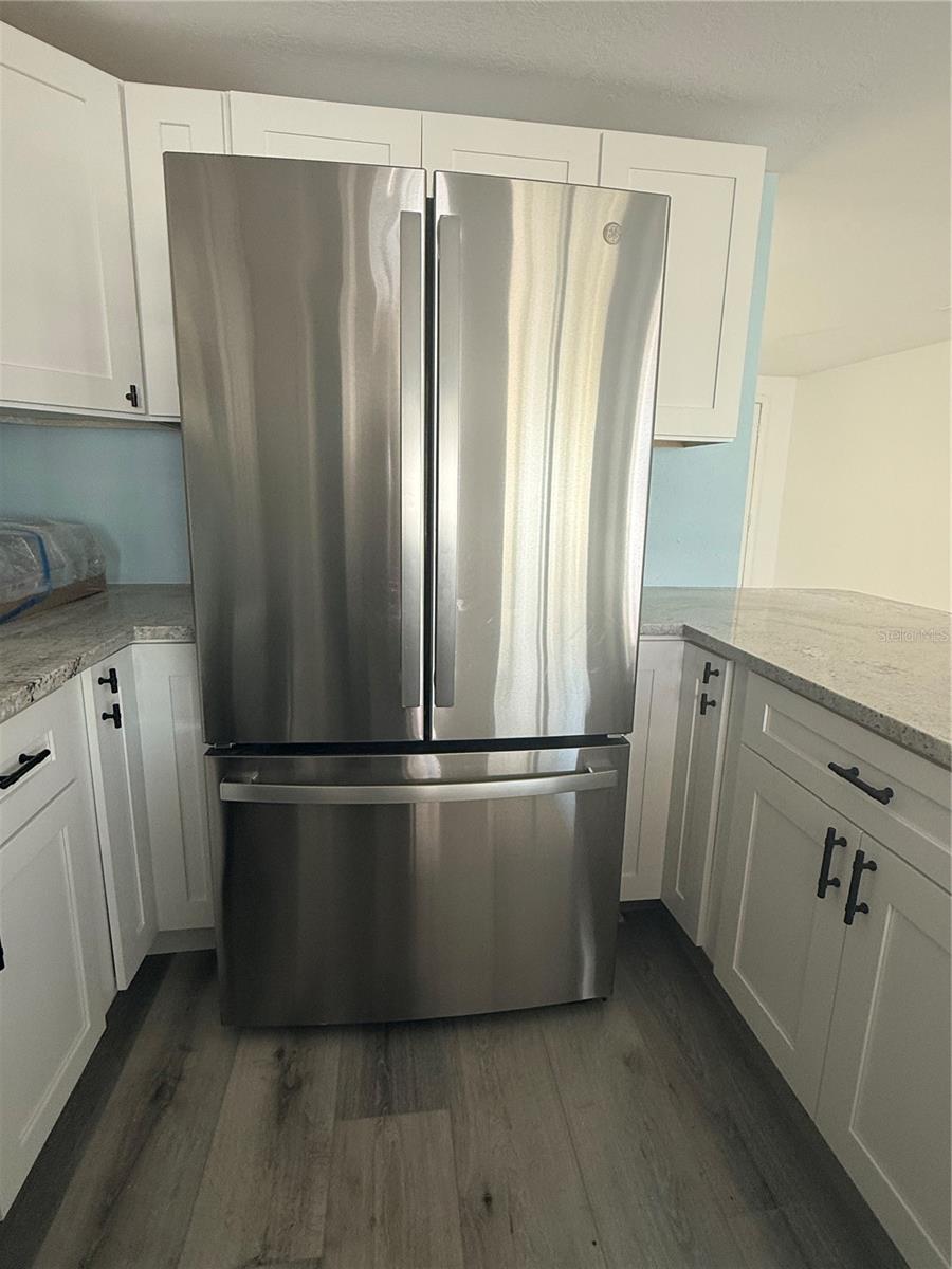 Image 11 of 31 For 13428 Neptune Drive