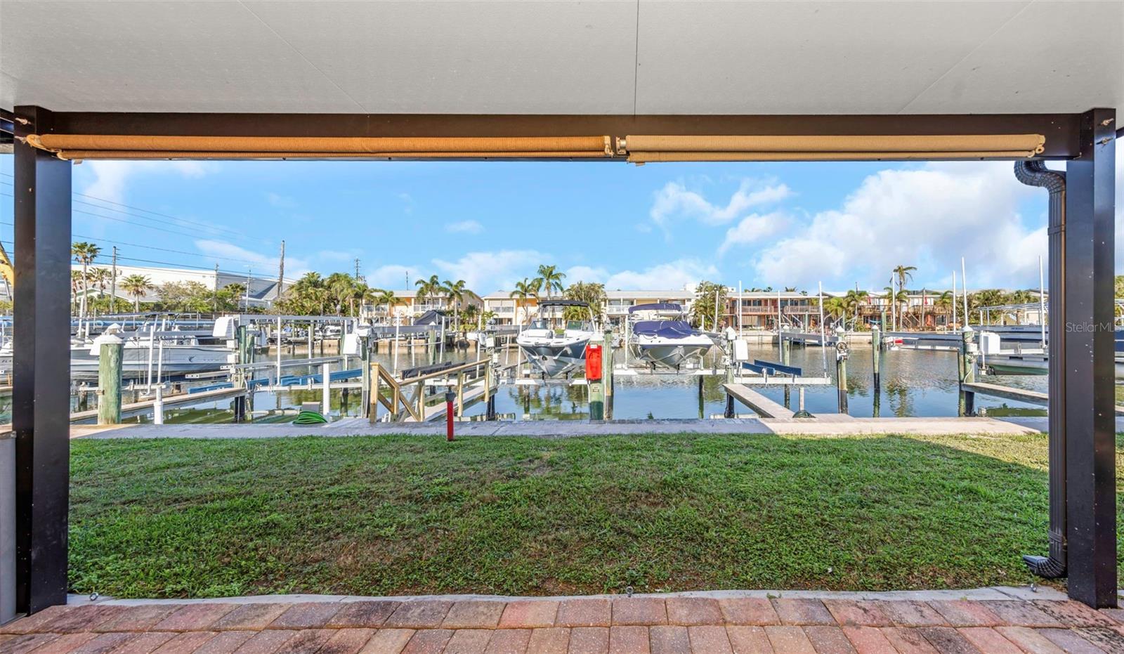 Image 6 of 34 For 2600 Paula Drive 12d